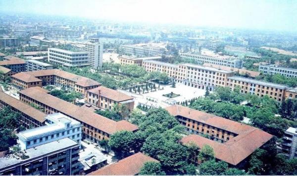 IMG_6888.JPG df991cf6f60bb2ea3edb9fef561ae7c0.jpg