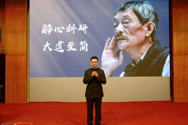 DSC_8353.JPG DSC_8353.JPG