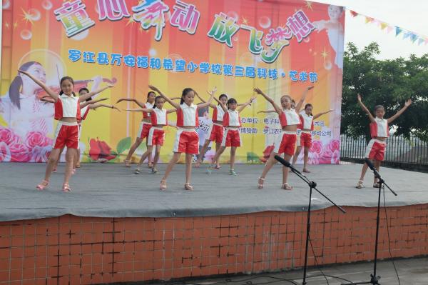 DSCF0950.JPG e2b667fe3a0f146bf4edc65479b895bb.jpg