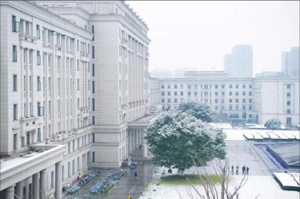 07.jpg e51dd3abe45066e222a841a016c1e3a8.jpg