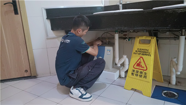 e6386f70ef5fbff095c3fd479ca0027c_4b93f.j