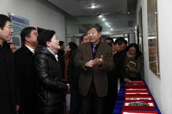 xidian03.JPG e85c1f9d461f71cff0618dc6004d4946.jpg