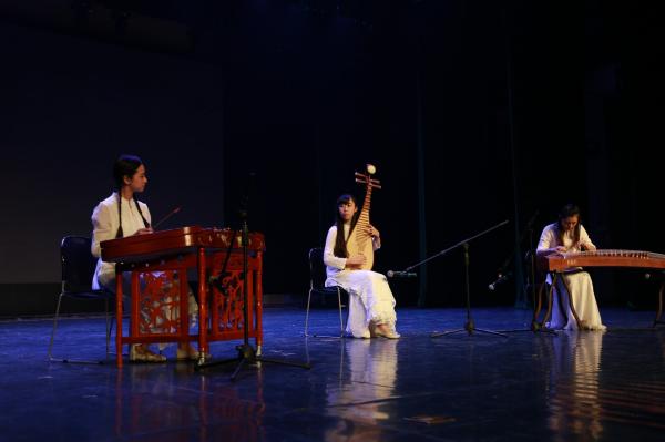 IMG_8970.JPG f60a70c42c03ad2c845c408174c2120b.jpg