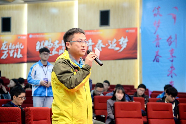 fabuhui0008.JPG f96abf7f0de0aa3ac67bed7bfa037b6d.jpg