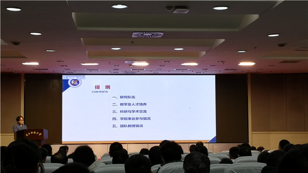 2033922.jpg 2033922.jpg